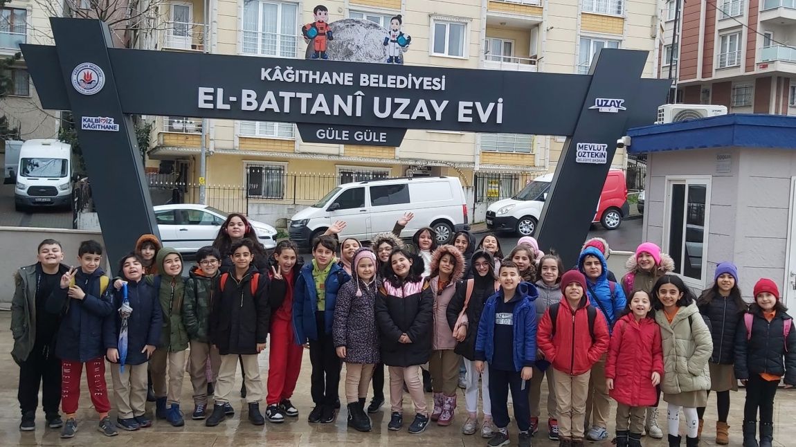 Okulumuz Öğrencilerinin El- Battani Uzay Evi Gezisi